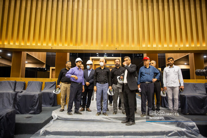 بازدید شهردار اصفهان از پروژه مرکز همایش‌های بین‌المللی اصفهان