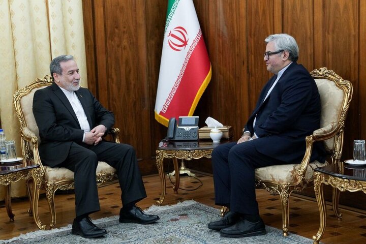 دیدار سرکنسول‌های جدید ایران در «دبی» امارات و «جلال‌آباد» افغانستان با وزیر امور خارجه