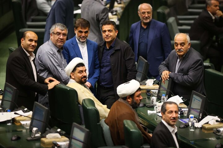 آغاز جلسه علنی مجلس با دستور کار دوفوریت اصلاح قانون انتخابات شوراهای اسلامی کشور