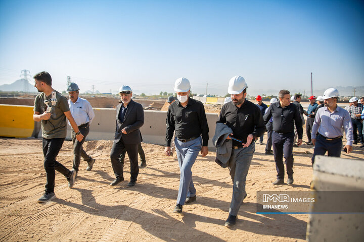 بازدید شهردار اصفهان از پروژه تقاطع‌های غیر همسطح شهید فخری‌زاده