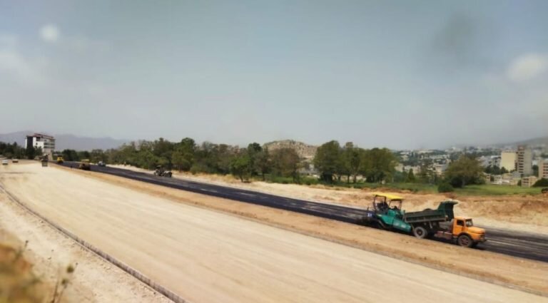 عملیات اجرایی ۴۵ متری سروک در ایستگاه آخر