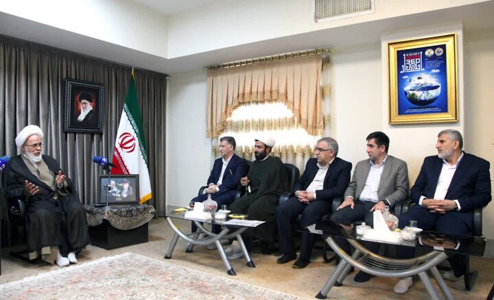 خدمت در علوم پزشکی فرصتی طلایی و ماندگار است