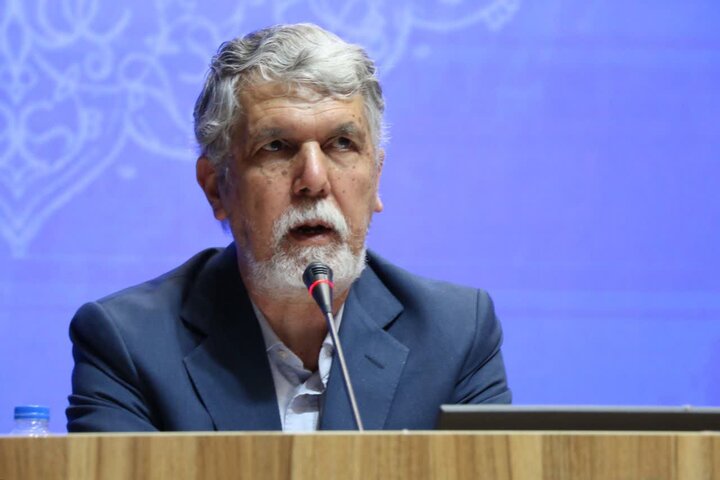 با همایون شجریان درمورد کنسرت خیابانی گفت‌وگو می‌کنیم