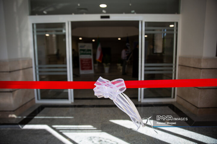 حضور وزیر علوم در دانشگاه صنعتی اصفهان