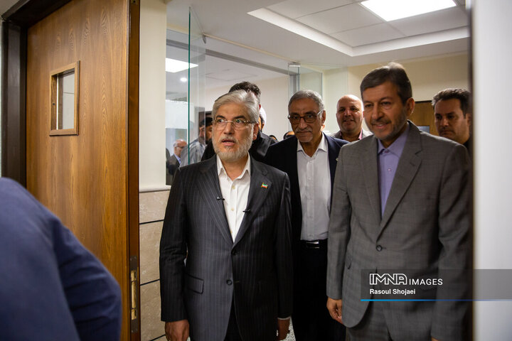 حضور وزیر علوم در دانشگاه صنعتی اصفهان