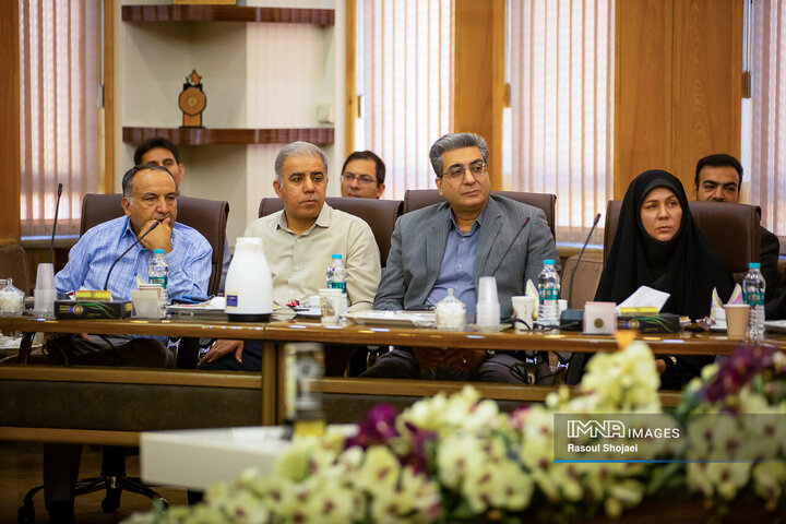 حضور وزیر علوم در دانشگاه صنعتی اصفهان