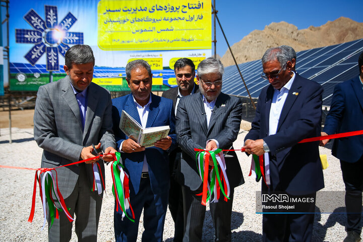 حضور وزیر علوم در دانشگاه صنعتی اصفهان