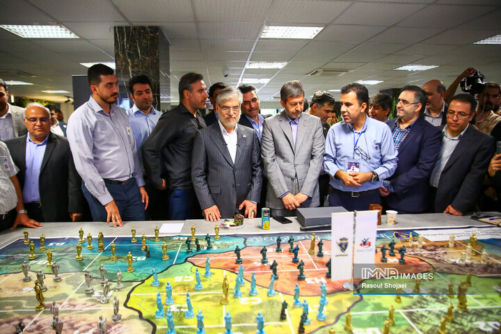 حضور وزیر علوم در دانشگاه صنعتی اصفهان