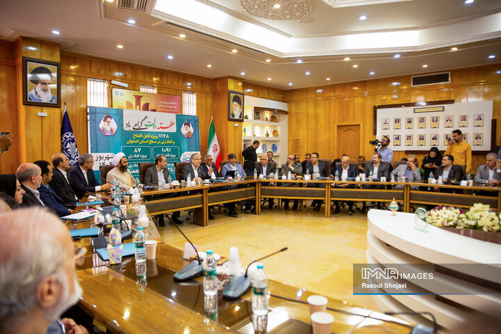 حضور وزیر علوم در دانشگاه صنعتی اصفهان