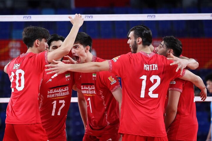 تیم والیبال جوانان ایران با شکست چین به جمع ۴ تیم برتر صعود کرد