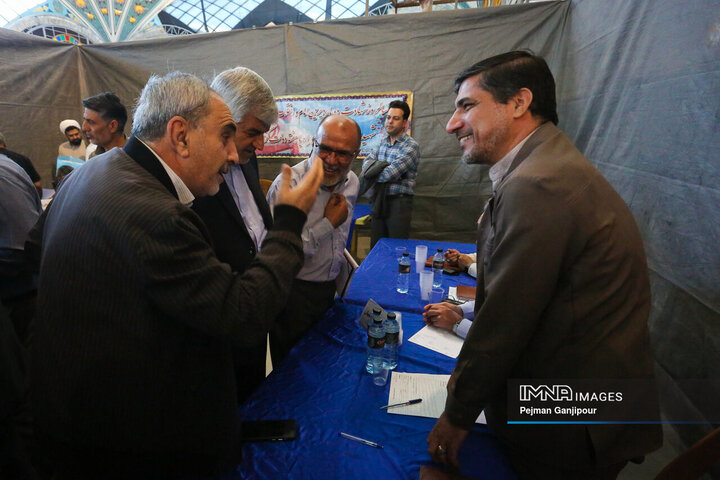 میز خدمت دستگاه‌های اجرایی اصفهان