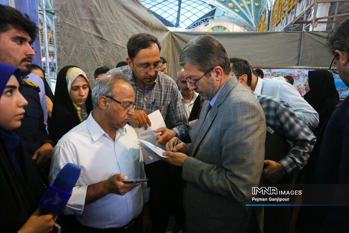 میز خدمت دستگاه‌های اجرایی اصفهان