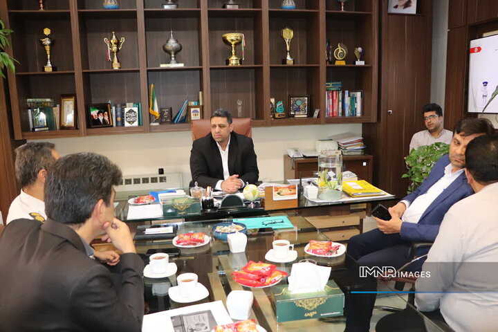 بررسی تمهیدات بازگشایی مدارس در جلسه هماهنگی ستاد مهر منطقه ۱۲ اصفهان