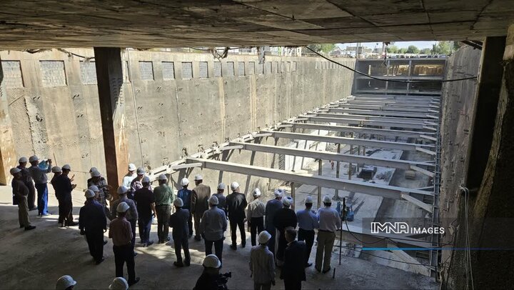 ایستگاه متروی میدان لاله پروژه‌ شاخص و زیرساختی منطقه ۱۰ اصفهان است