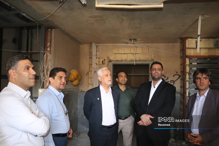 بازدید شهردار اصفهان از منطقه 12 شهرداری