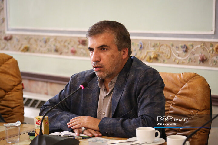 فضاسازی شهری برای کنگره سلمان فارسی با ۱۷۰ لمپوست و ۳۰ المان حجمی