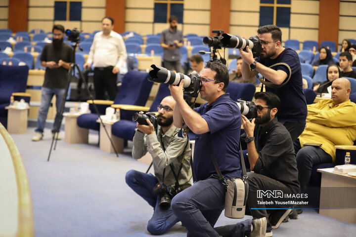 نشست خبری استاندار همدان