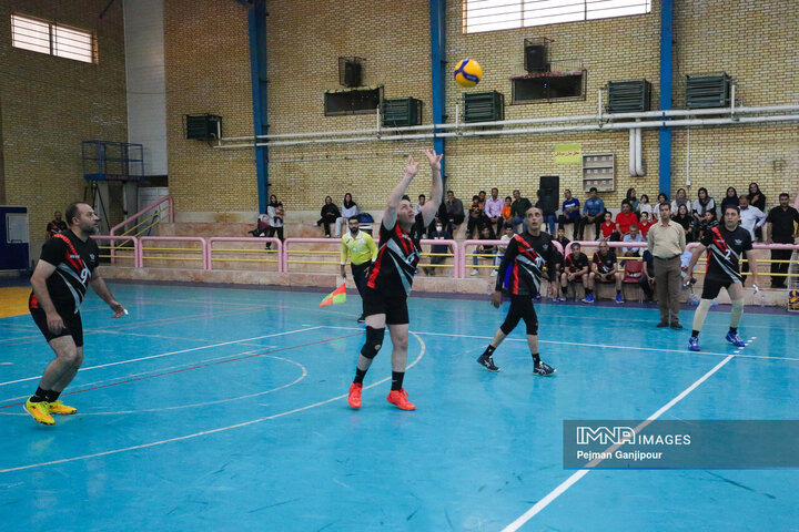 اختتامیه مسابقات والیبال شهرداری اصفهان