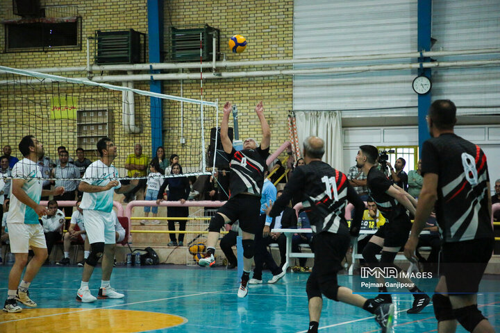 اختتامیه مسابقات والیبال شهرداری اصفهان