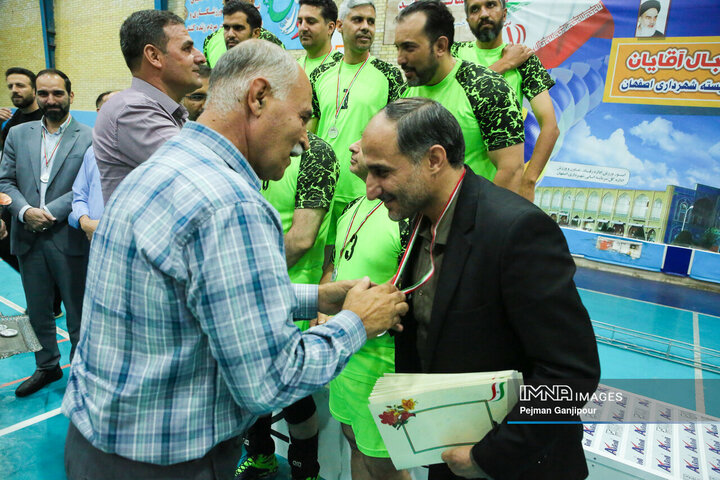 اختتامیه مسابقات والیبال شهرداری اصفهان