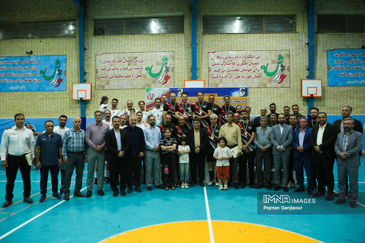 اختتامیه مسابقات والیبال شهرداری اصفهان