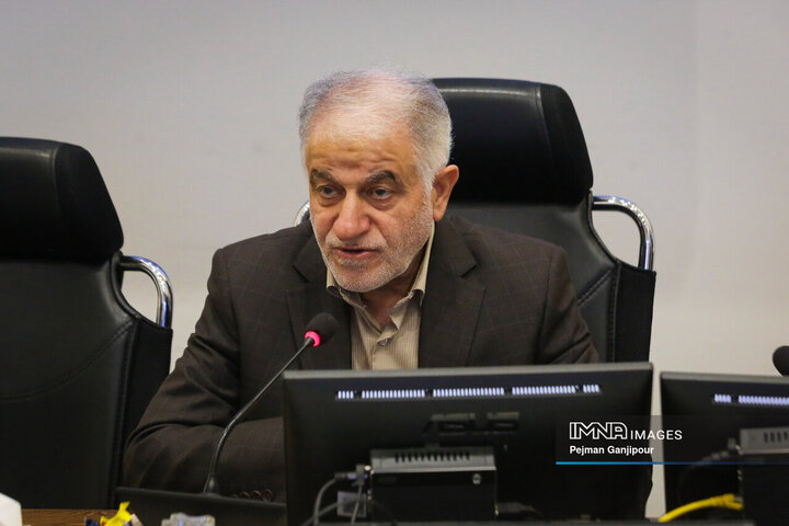 حفظ وحدت و پشتیبانی از دولت وظیفه همه ما در شرایط حساس کنونی است