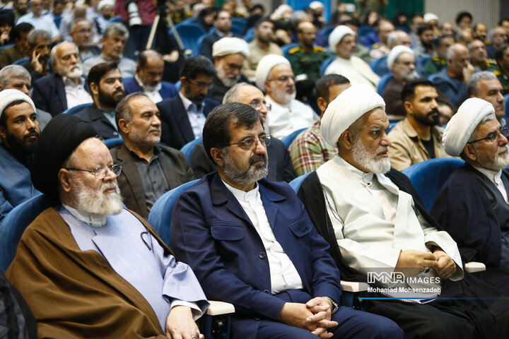 آیین تکریم و معارفه فرمانده جدید سپاه قم