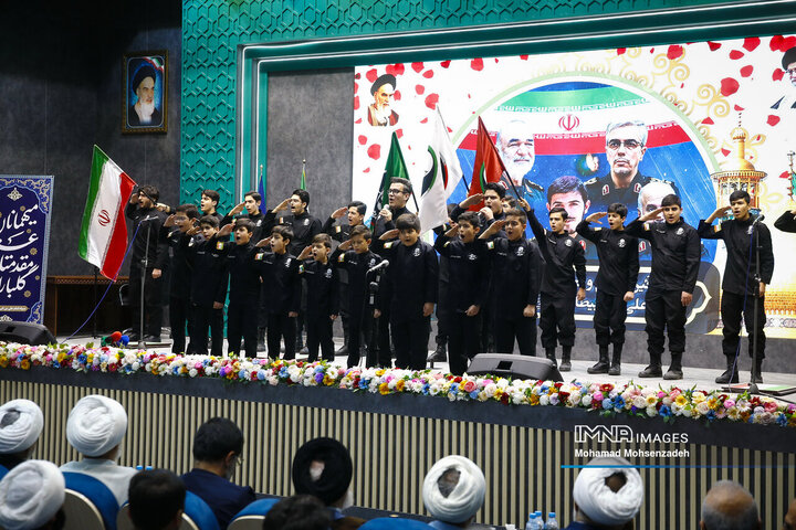 آیین تکریم و معارفه فرمانده جدید سپاه قم