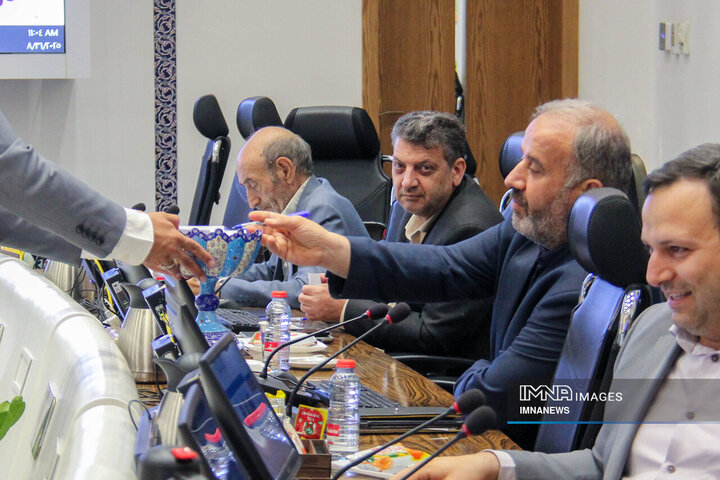 صحن علنی شورای شهر اصفهان