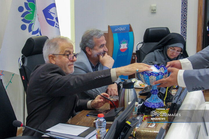 صحن علنی شورای شهر اصفهان