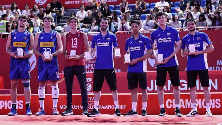 ۴ ایرانی در تیم رویایی؛ حسینی ارزشمندترین والیبالیست جهان شد