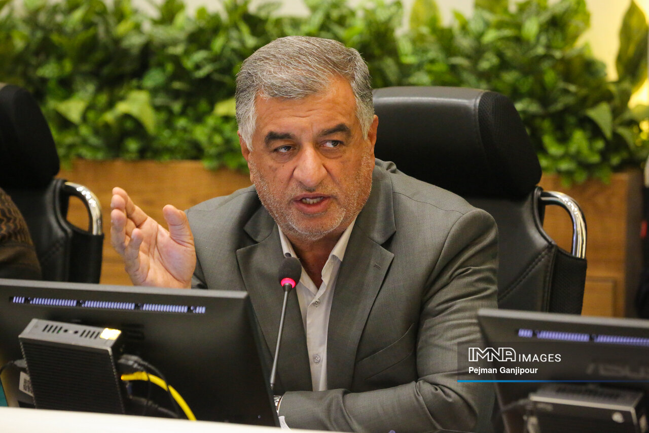 حفاظت از سرمایه سبز اصفهان وارد مرحله تازهای شد؛ از بازچرخانی آب تا توسعه گونههای مقاوم