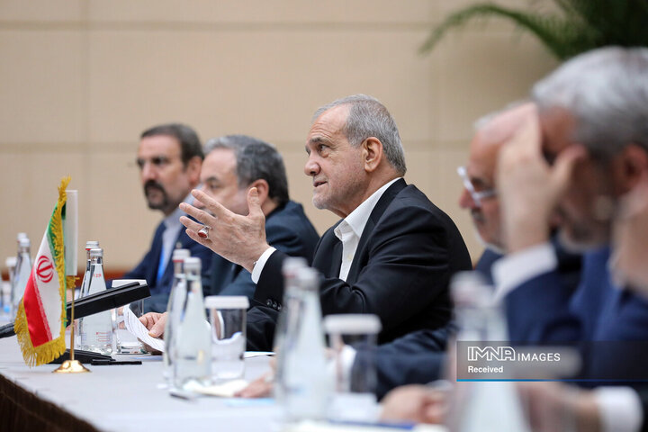 دیدار روسای جمهور ایران و تاجیکستان