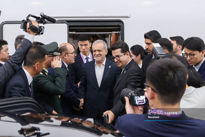 عزیمت رئیس جمهور به پکن