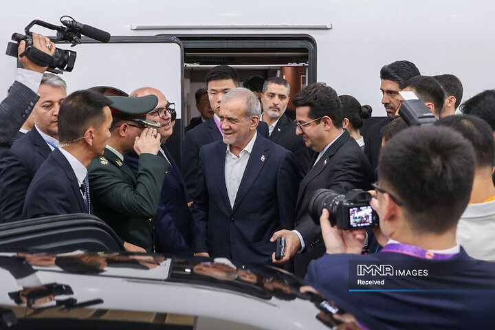 عزیمت رئیس جمهور به پکن