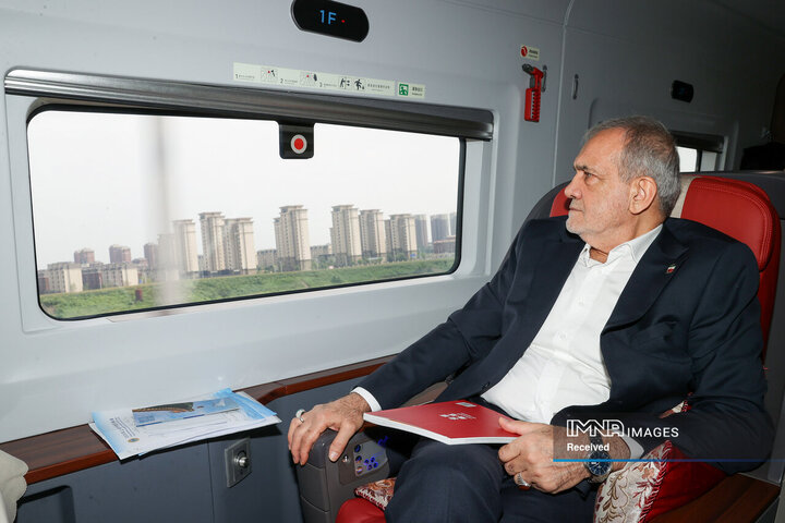 عزیمت رئیس جمهور به پکن