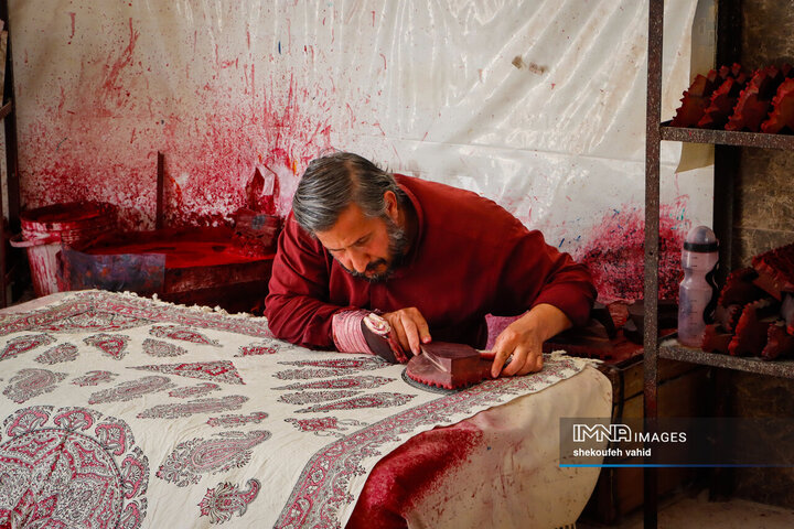 Isfahan's Qalamkari art