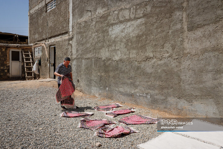 Isfahan's Qalamkari art