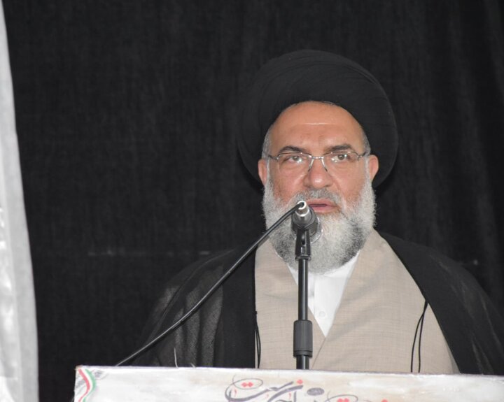 دشمن وحدت امت اسلام را هدف قرار داده‌است