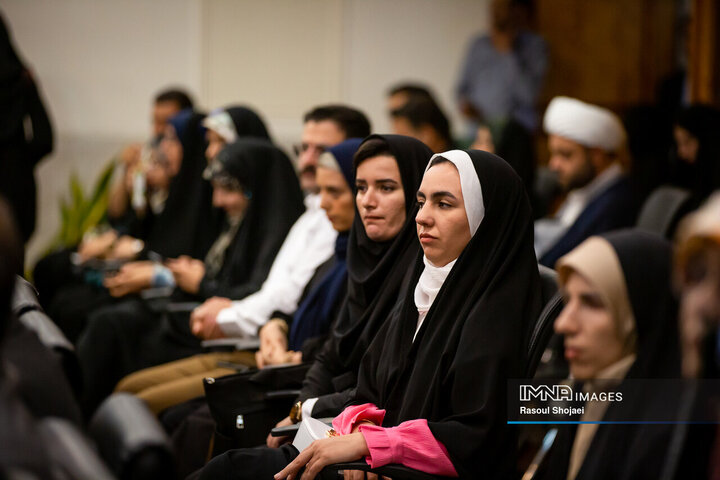 نشست ستاد ساماندهی امور جوانان استان اصفهان