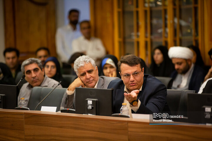 نشست ستاد ساماندهی امور جوانان استان اصفهان