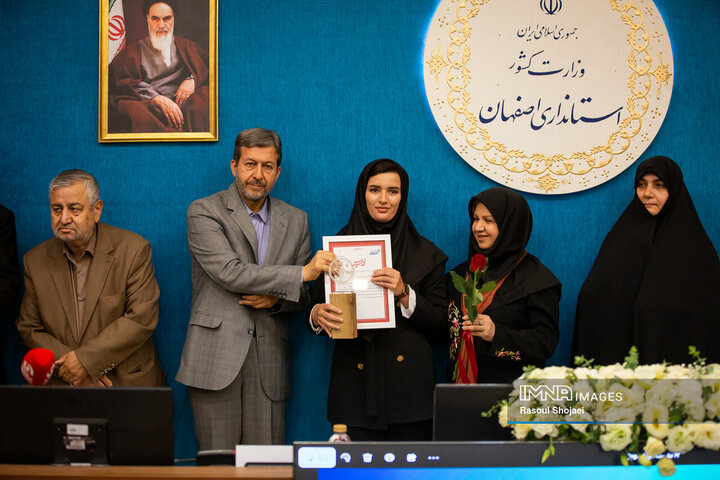 نشست ستاد ساماندهی امور جوانان استان اصفهان