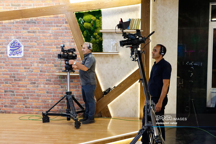 پشت صحنه برنامه تلویزیونی «اصفهان من»