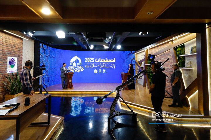 پشت صحنه برنامه تلویزیونی «اصفهان من»