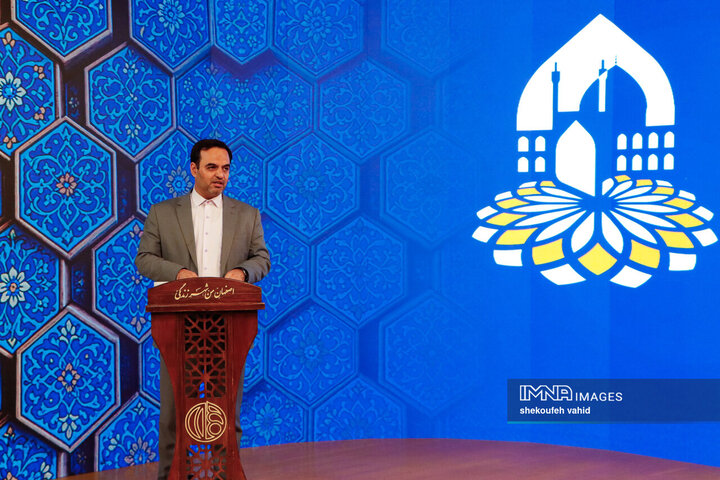 اسکان ۲۴۹ خانواده آسیب‌دیده جنگ در اصفهان/ بازدید و کارشناسی ۳۹۳۸ واحد خسارت‌دیده انجام شد