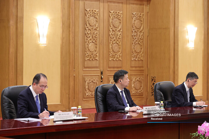 دیدار با عضو کمیته دائمی دفتر سیاسی کنگره ملی خلق چین