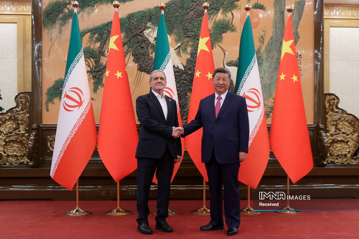 دیدار با عضو کمیته دائمی دفتر سیاسی کنگره ملی خلق چین