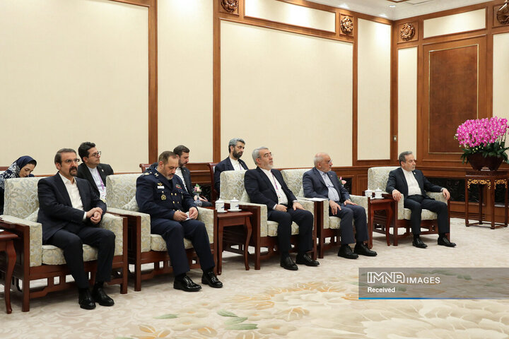 دیدار با عضو کمیته دائمی دفتر سیاسی کنگره ملی خلق چین