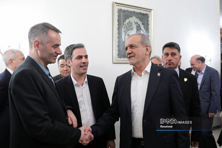 دیدار با ایرانیان مقیم چین