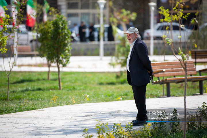 آیین بهره‌برداری از ۹۶ پروژه منطقه ۸ اصفهان